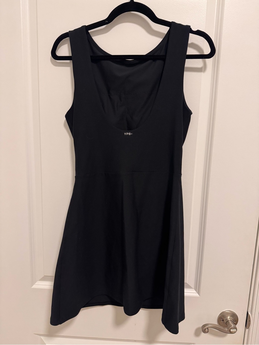 Abercrombie & Fitch YPB Black Sleeveless Exercise Min Dress - Picture 3 of 4